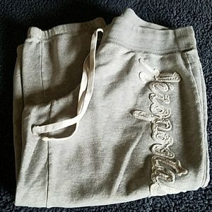 Aeropostale capri pants size large